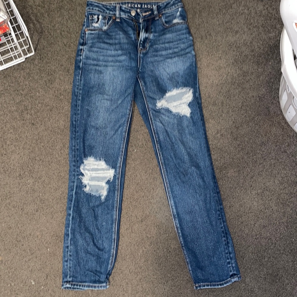 american eagle ripped mom straight jeans size 00 regular